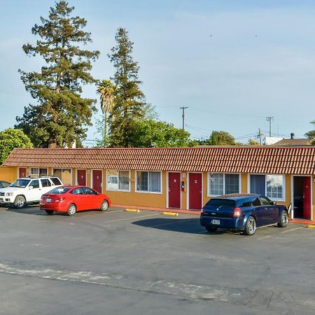 Hollister Inn Экстерьер фото