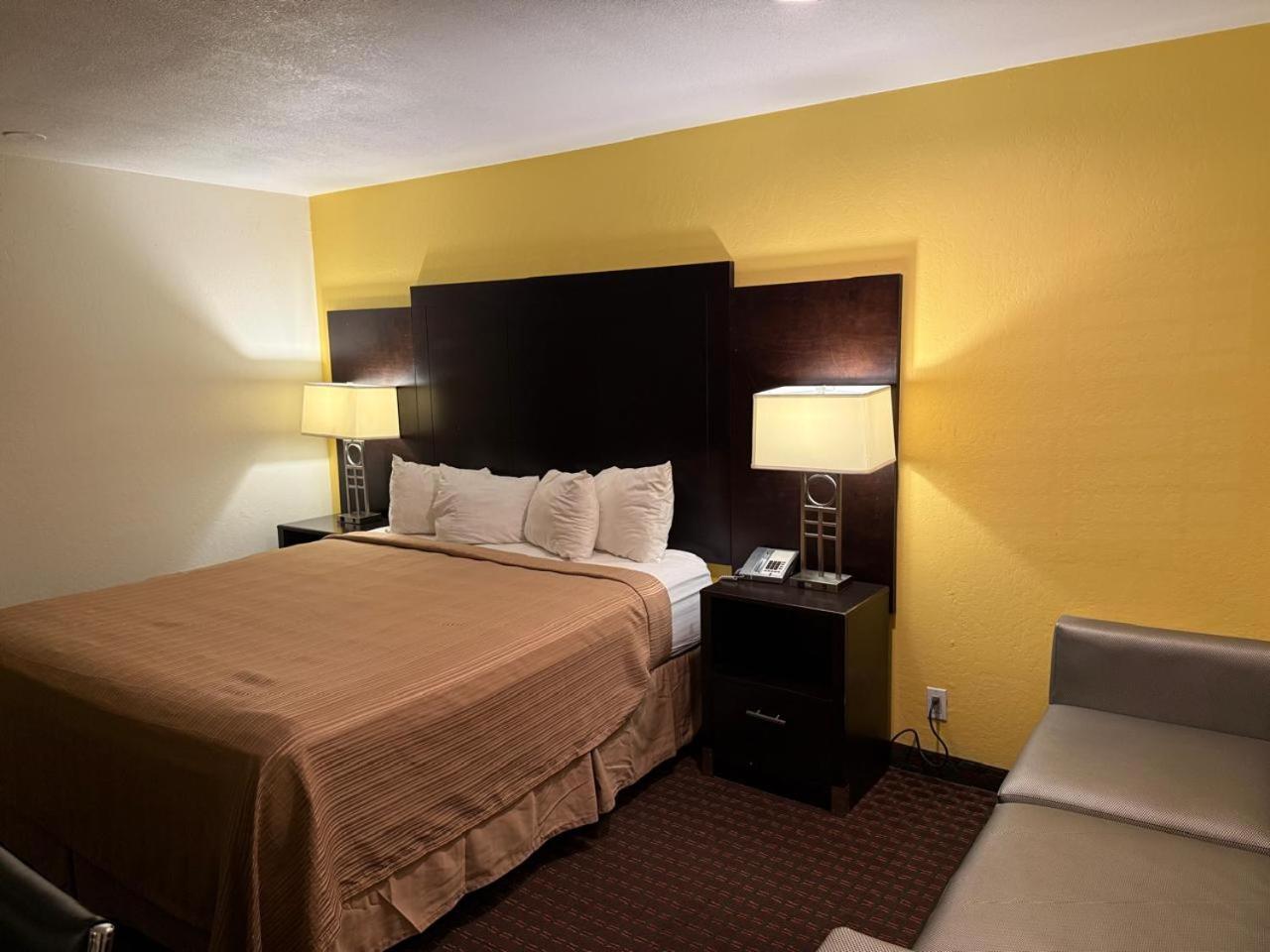 Hollister Inn Экстерьер фото