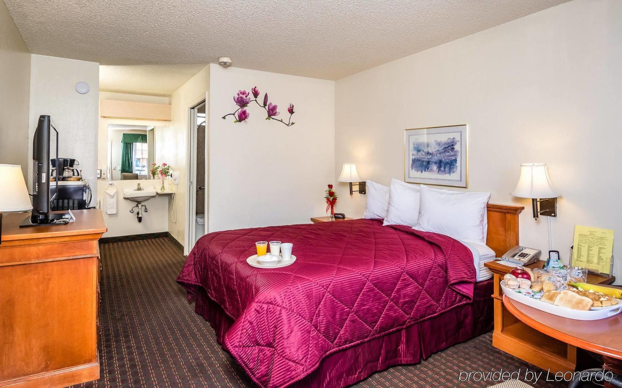 Hollister Inn Экстерьер фото